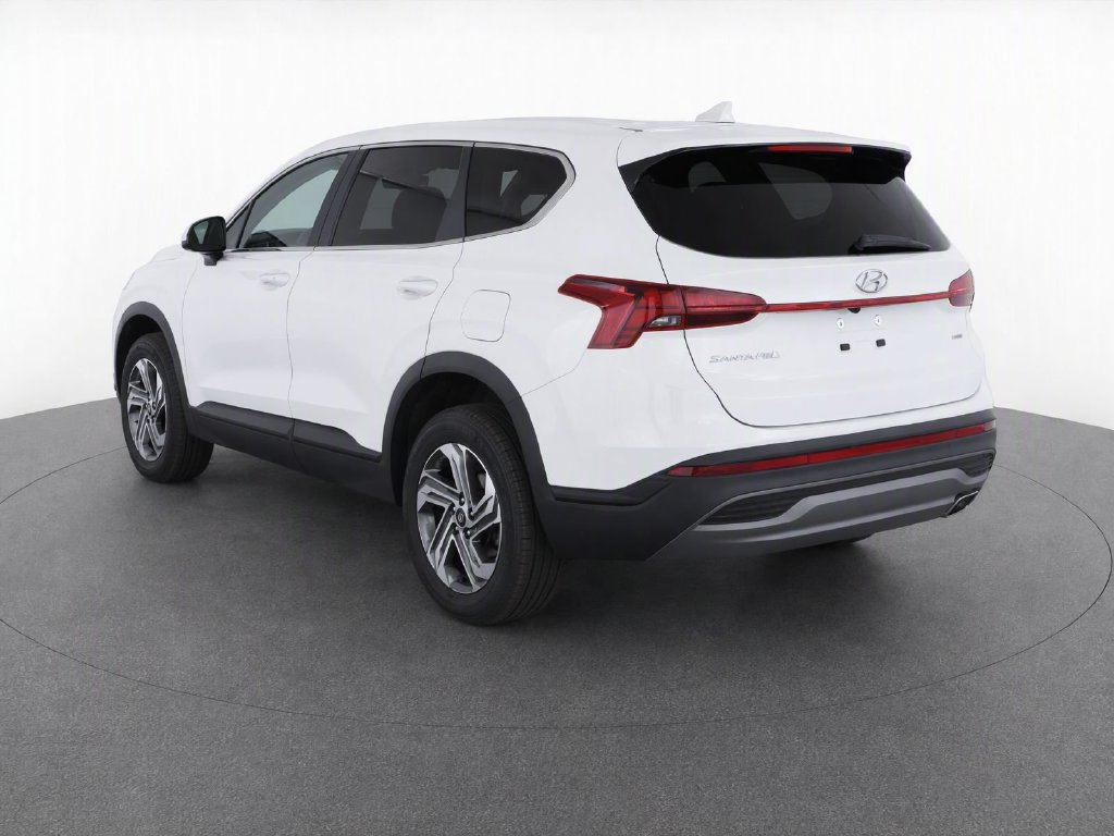 Used 2023 Hyundai Santa Fe SE AWD/4WD image 4