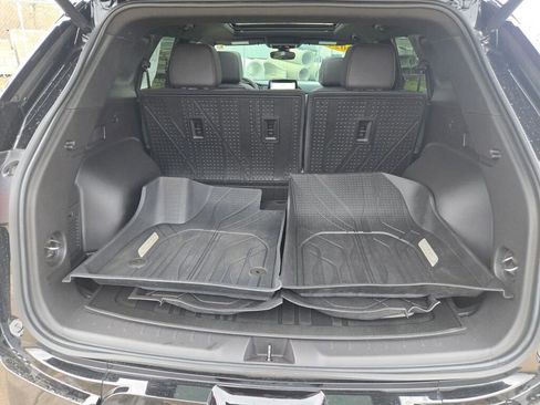 Used 2024 Chevrolet Blazer RS w/ Enhanced Convenience Package image 15