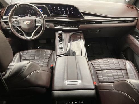 Used 2022 Cadillac Escalade ESV Sport Platinum w/ LPO, ONYX Package image 13