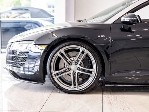 Used 2012 Audi R8 V10 AWD/4WD image 9