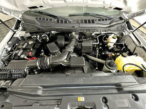 Used 2022 Ford F250 XL w/ Power Equipment Group image 28