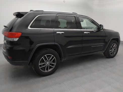 Used 2018 Jeep Grand Cherokee Limited image 10