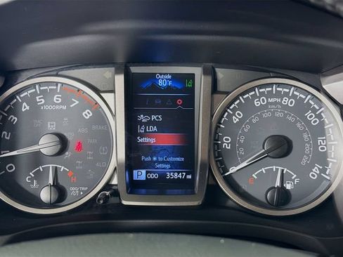 Used 2022 Toyota Tacoma SR5 w/ Technology Package RWD image 14