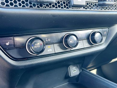 Used 2024 Honda HR-V Sport image 15