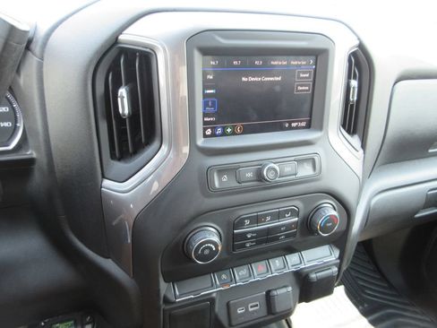 Certified 2021 Chevrolet Silverado 1500 Custom w/ LPO, Dark Essentials Package AWD/4WD image 25