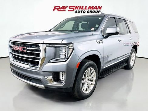 Used 2022 GMC Yukon SLT w/ SLT Luxury Package AWD/4WD image 3