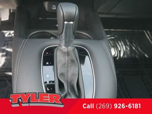 Certified 2026 Honda HR-V EX-L image 33