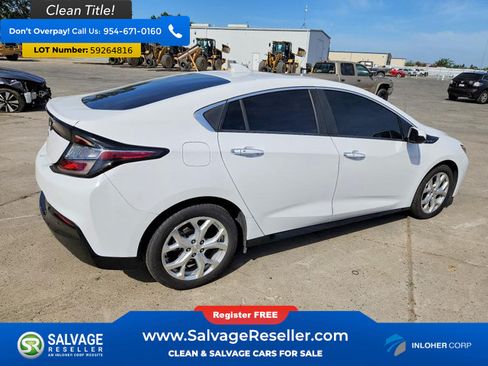 Used 2016 Chevrolet Volt Premier w/ Driver Confidence Package FWD image 4