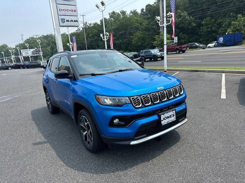New 2026 Jeep Compass Limited AWD/4WD image 2