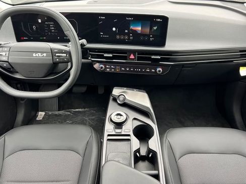 New 2025 Kia EV6 Light image 15