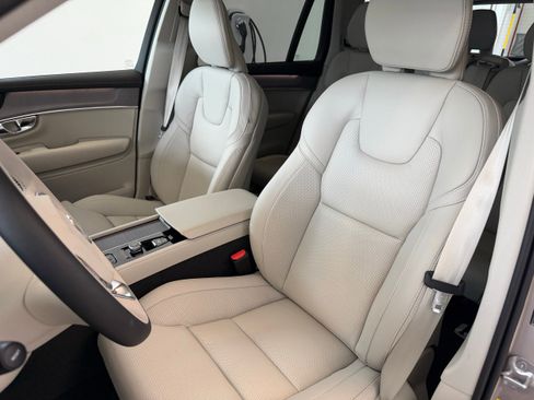 New 2026 Volvo XC90 B6 Ultra w/ Protection Package Premier AWD/4WD image 15