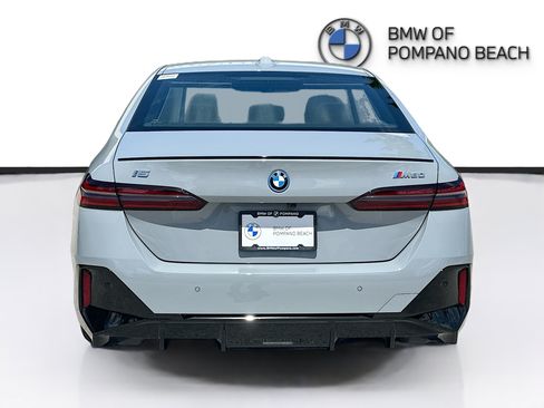 Used 2025 BMW i5 M60 w/ Premium Package AWD/4WD image 6