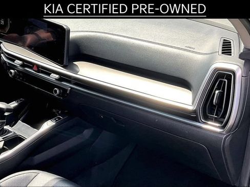 Certified 2024 Kia Sorento S FWD image 15