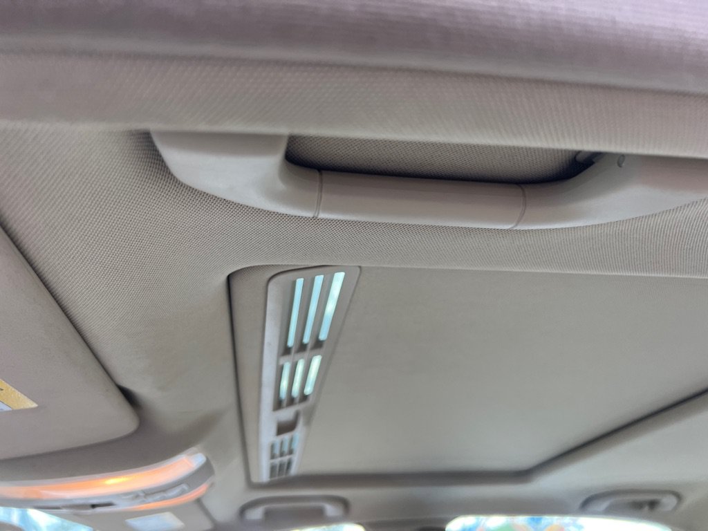 Used 2012 Mercedes-Benz C 300 4MATIC Sedan image 35