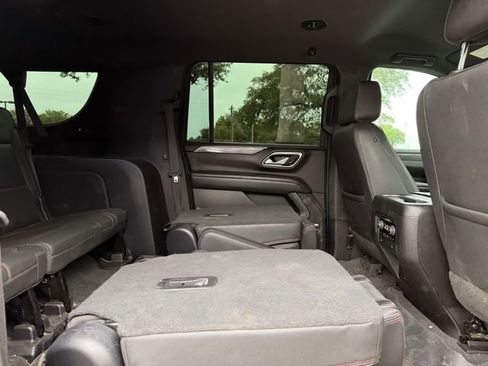 Used 2022 Chevrolet Suburban RST w/ Luxury Package AWD/4WD image 19