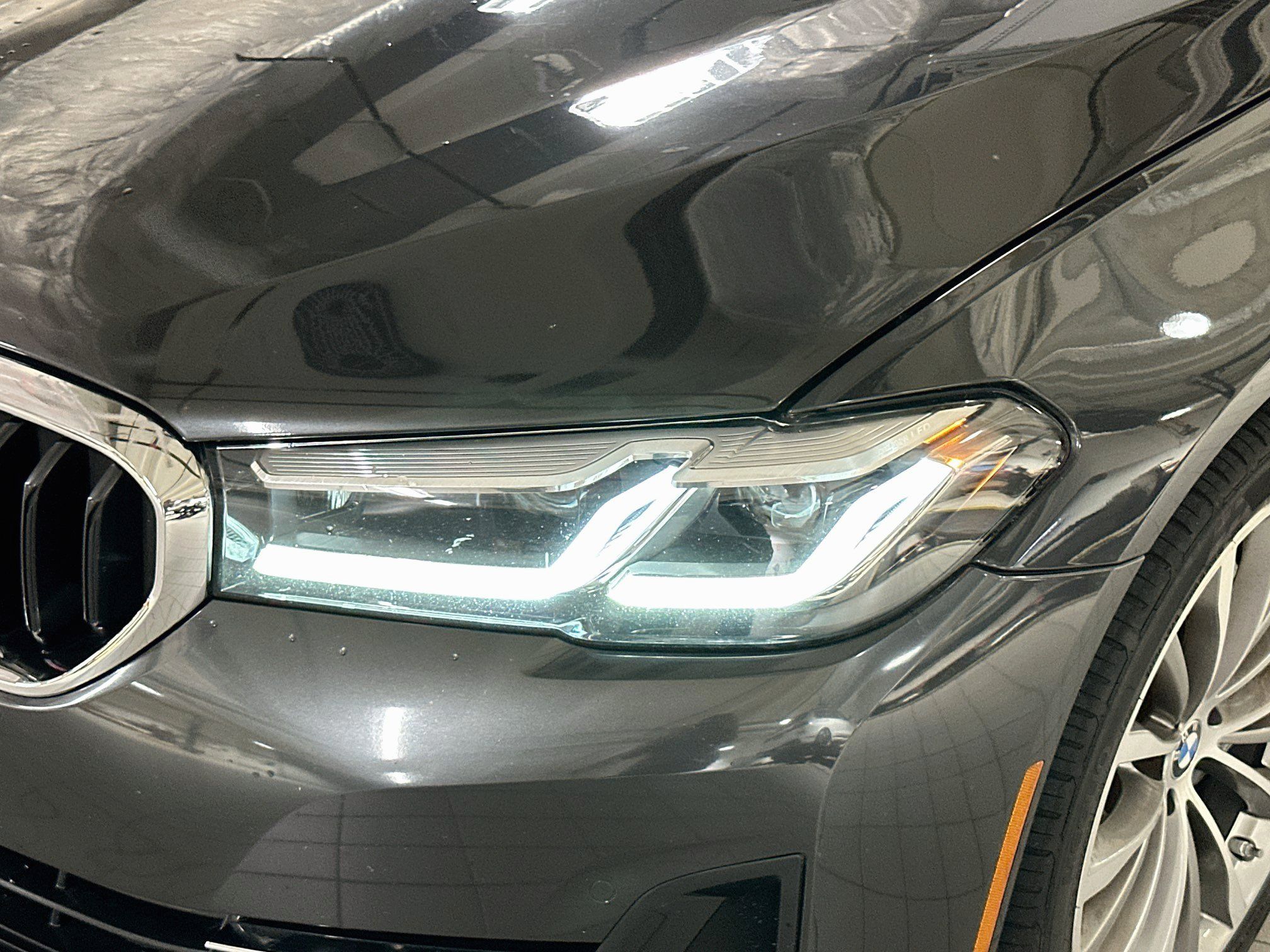 Used 2022 BMW 540i w/ Convenience Package RWD image 29