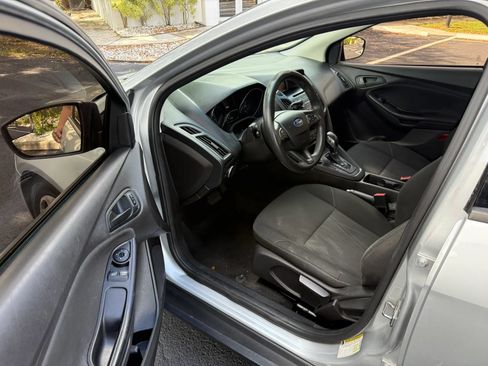 Used 2015 Ford Focus S FWD image 7