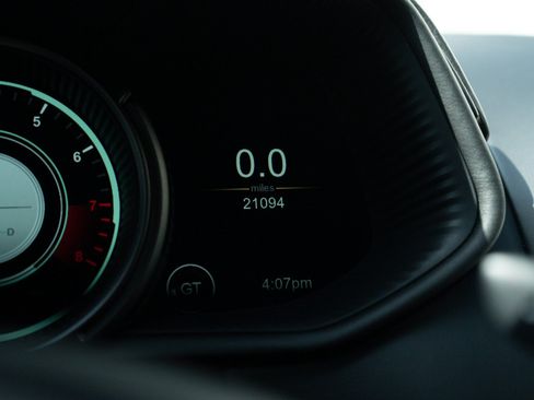 Used 2019 Aston Martin DB11 AMR RWD image 12