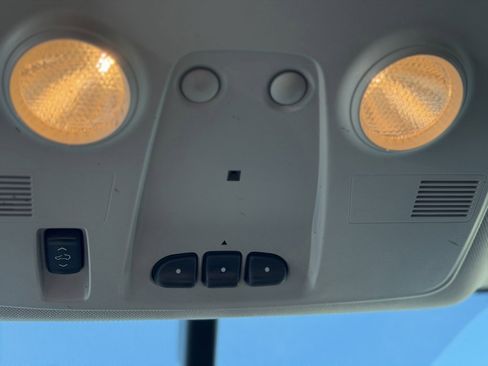 Used 2014 GMC Acadia SLE image 49