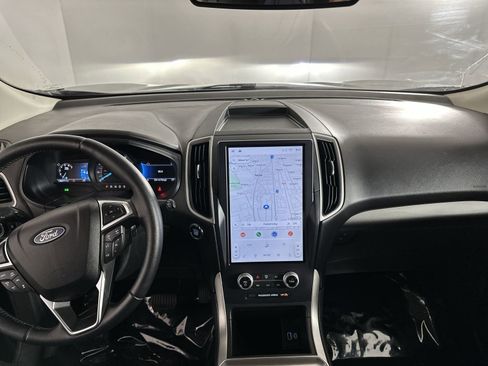 Used 2023 Ford Edge SEL image 25