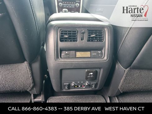 Used 2015 Nissan Pathfinder Platinum w/ Family Entertainment Package image 34