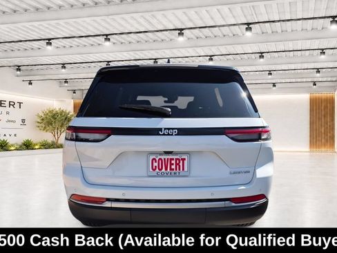 New 2026 Jeep Grand Cherokee Limited RWD image 8
