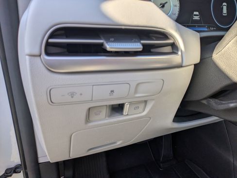 Used 2024 Hyundai Palisade SEL w/ Premium Package FWD image 16