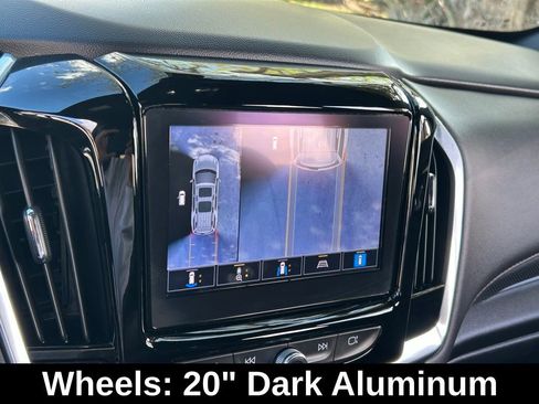 Used 2023 Chevrolet Traverse RS image 24