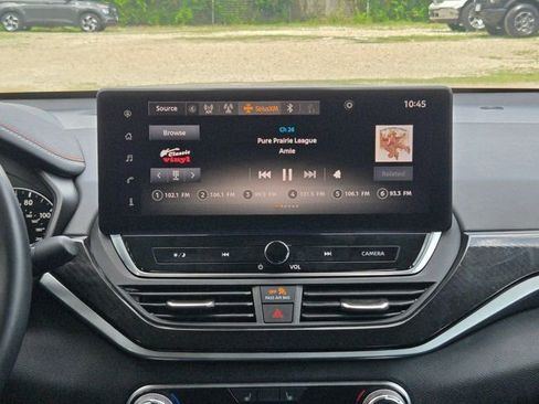 Used 2025 Nissan Altima 2.5 SR w/ SR Premium Package AWD/4WD image 18