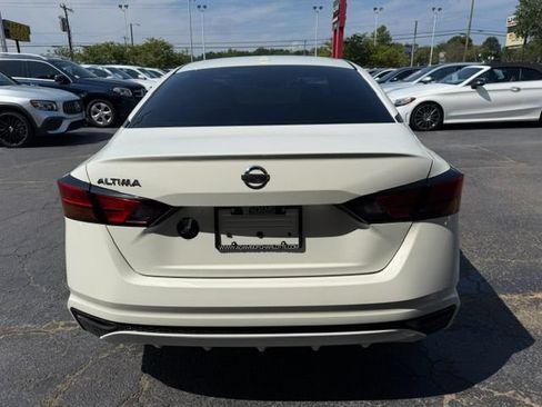 Used 2020 Nissan Altima 2.5 S FWD image 5