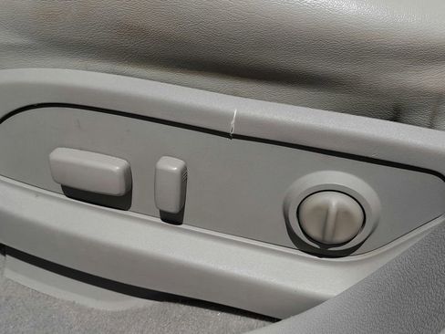 Used 2015 Buick Enclave Premium FWD image 19
