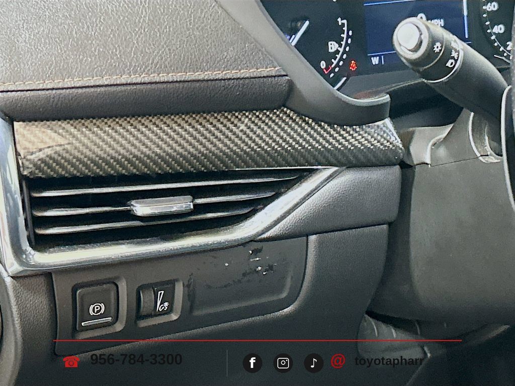 Used 2020 Cadillac XT4 Sport FWD image 9