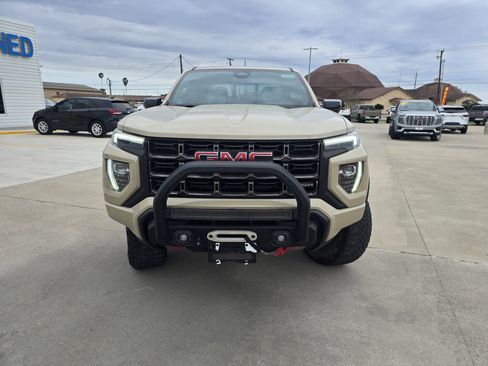 Used 2023 GMC Canyon AT4X w/ Edition 1 image 8