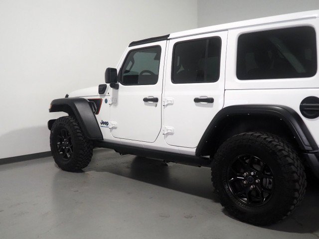 Used 2024 Jeep Wrangler 4xe AWD/4WD image 44
