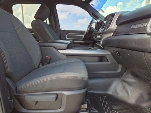 Used 2021 RAM 2500 Big Horn w/ Level 1 Equipment Group AWD/4WD image 10