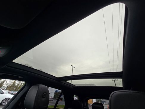 Used 2023 Mercedes-Benz GLE 350 GLE 350 w/ 3rd Row Seat Package image 32