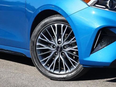 Used 2023 Kia Forte GT-Line w/ GT-Line Technology Package FWD image 3