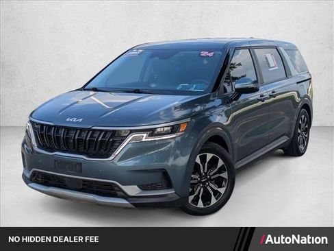 Used 2024 Kia Carnival EX FWD image 1