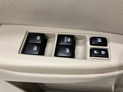 Used 2014 Subaru Outback 2.5i Limited AWD/4WD image 35
