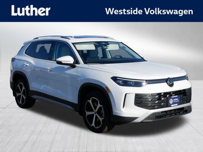 Used 2025 Volkswagen Tiguan SE