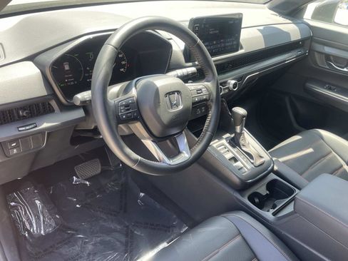 Certified 2025 Honda CR-V Sport-L image 3