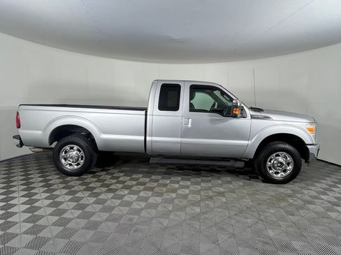 Used 2012 Ford F350 Lariat w/ Chrome Pkg image 5