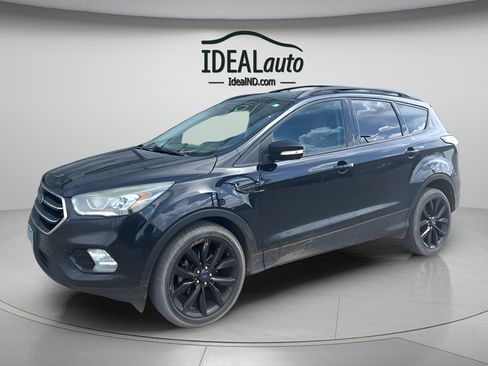 Used 2017 Ford Escape Titanium FWD image 6