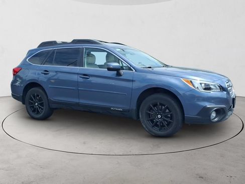 Used 2016 Subaru Outback 2.5i Premium AWD/4WD image 4