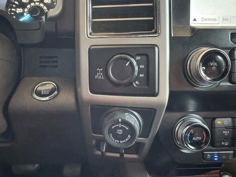 Used 2019 Ford F150 King Ranch w/ Equipment Group 601A Luxury image 27