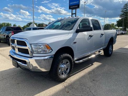 Used 2018 RAM 2500 Tradesman w/ Chrome Appearance Group AWD/4WD image 5