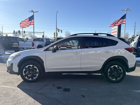 Used 2023 Subaru Crosstrek 2.0i image 4