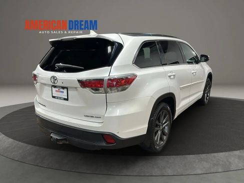 Used 2016 Toyota Highlander Limited Platinum AWD/4WD image 5