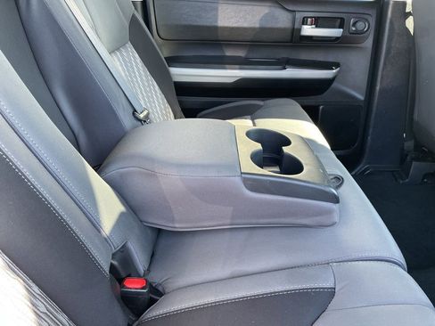Used 2020 Toyota Tundra SR5 w/ SR5 Upgrade Package image 34