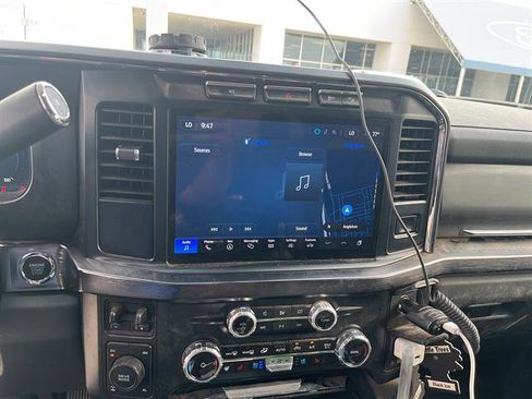 Used 2024 Ford F350 Lariat image 5